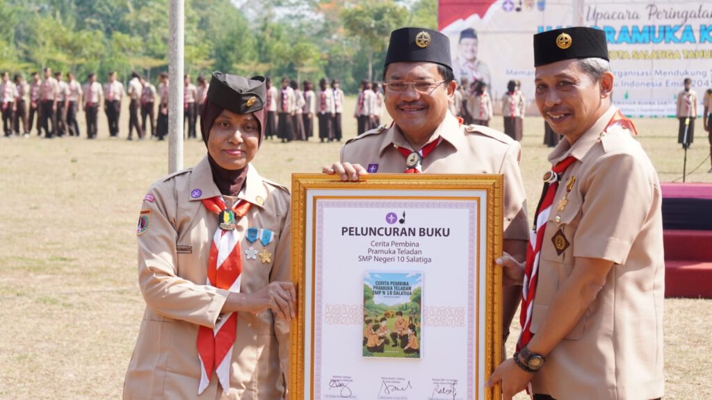 Gebrakan Literasi Kepanduan: SMPN 10 Salatiga Luncurkan Antologi Inspiratif di Hari Pramuka